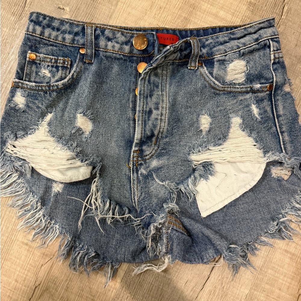 Signature 8 High-Rise Distressed Denim Shorts – Button Fly – Size Medium‎